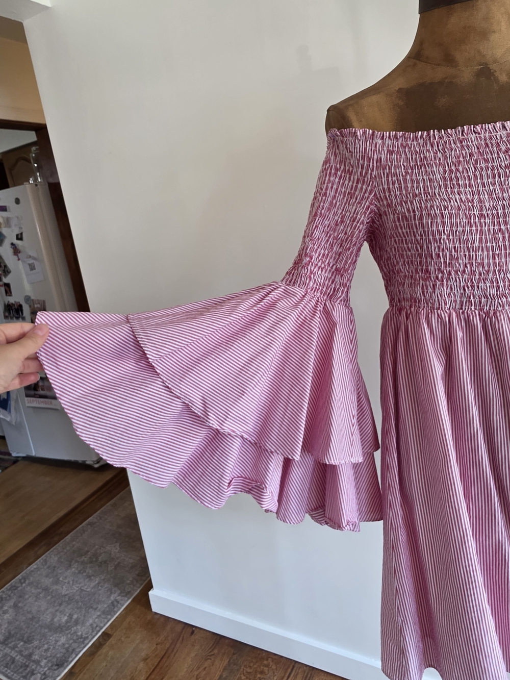 Gianni Bini Off Shoulder Smocked Ruffle Sleeve Dress Large Pink And White Stripe - Picture 3 of 7